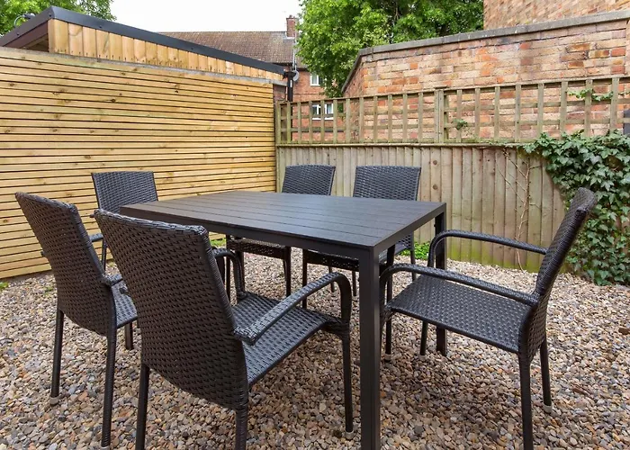 Piccadilly Place - 3 Bedroom House * York