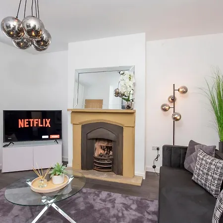 Апартаменты Piccadilly Place - 3 Bedroom House